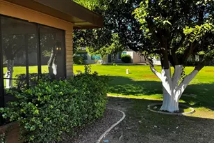 10318 W Manzanita Dr, Sun City, AZ 85373 - Photo 7