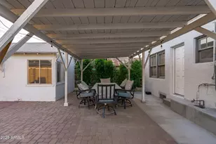 1637 E Earll Dr, Phoenix, AZ 85016 - Photo 39