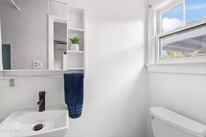 1637 E Earll Drive, Phoenix, AZ 85016 - Photo 25