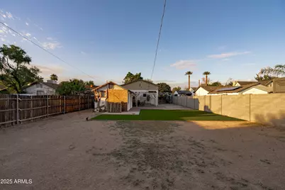 1637 E Earll Drive, Phoenix, AZ 85016 - Photo 33