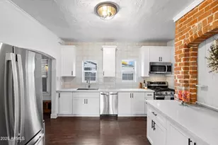 1637 E Earll Dr, Phoenix, AZ 85016 - Photo 13