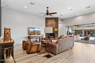 1510 E Cloud Rd, Phoenix, AZ 85086 - Photo 15