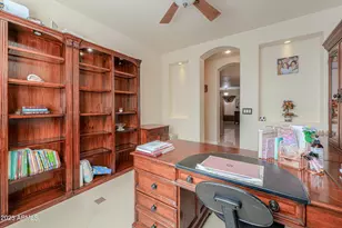 22677 N Gibson Dr, Maricopa, AZ 85139 - Photo 25