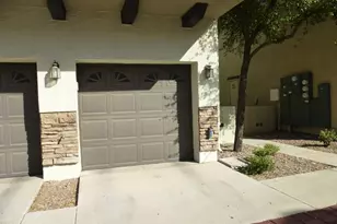 2727 N Price Rd, Chandler, AZ 85224 - Photo 17