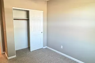 3253 S Miller Dr, Chandler, AZ 85286 - Photo 13