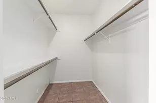 1010 E Lois Ln, Phoenix, AZ 85020 - Photo 11