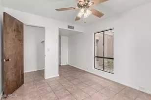 1010 E Lois Ln, Phoenix, AZ 85020 - Photo 19