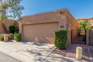 1010 E Lois Ln, Phoenix, AZ 85020 - Photo 3