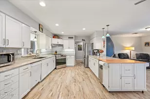 8233 E Culver St, Mesa, AZ 85207 - Photo 15