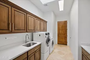 8300 E Dixileta Dr, Scottsdale, AZ 85266 - Photo 53