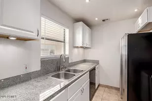 3119 N 38th St, Phoenix, AZ 85018 - Photo 5