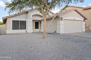 8610 N 68th Ln, Peoria, AZ 85345 - Photo 1