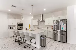 17796 W Robin Ln, Surprise, AZ 85387 - Photo 13