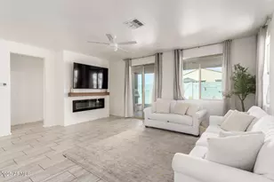 17796 W Robin Ln, Surprise, AZ 85387 - Photo 9