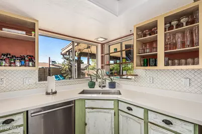 800 W Marlboro Drive, Chandler, AZ 85225 - Photo 15