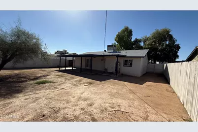 3307 N 65th Avenue, Phoenix, AZ 85033 - Photo 1