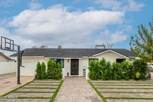 832 E Dolphin Ave, Mesa, AZ 85204 - Photo 1