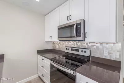 8888 N 47th Avenue #212, Glendale, AZ 85302 - Photo 7