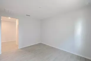 23037 W Potter Dr, Surprise, AZ 85387 - Photo 21