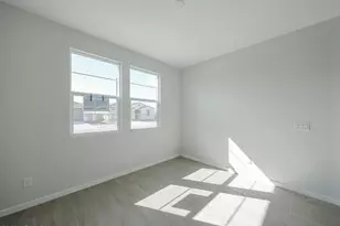 23060 W Potter Dr, Surprise, AZ 85387 - Photo 7