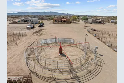 25718 W Baker Drive, Wittmann, AZ 85361 - Photo 3