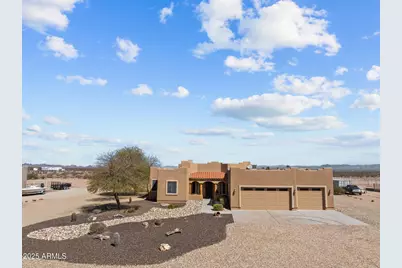 25718 W Baker Drive, Wittmann, AZ 85361 - Photo 17
