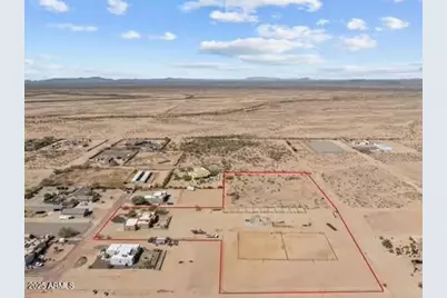 25718 W Baker Drive, Wittmann, AZ 85361 - Photo 1