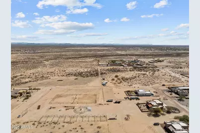 25718 W Baker Drive, Wittmann, AZ 85361 - Photo 11