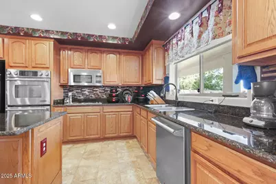 9608 W Keyser Drive, Peoria, AZ 85383 - Photo 15