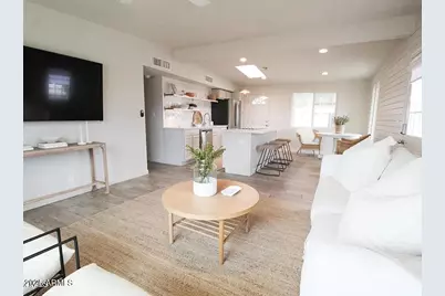 7802 E Kimsey Lane, Scottsdale, AZ 85257 - Photo 1