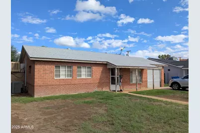 2324 E Heatherbrae Drive, Phoenix, AZ 85016 - Photo 1