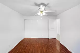 8414 E Orange Blossom Ln, Scottsdale, AZ 85250 - Photo 5