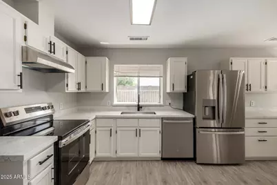 4001 W Libby Street, Glendale, AZ 85308 - Photo 9