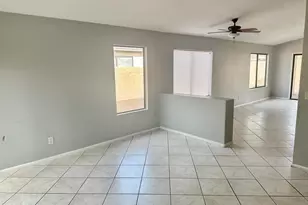 22221 N 31st Dr, Phoenix, AZ 85027 - Photo 5