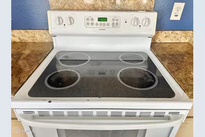 22221 N 31st Drive, Phoenix, AZ 85027 - Photo 15