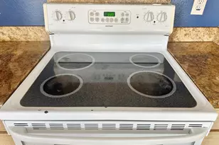 22221 N 31st Dr, Phoenix, AZ 85027 - Photo 15