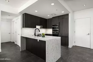 7167 E Rancho Vista Dr, Scottsdale, AZ 85251 - Photo 3