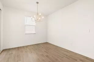 37072 W Vera Cruz Dr, Maricopa, AZ 85138 - Photo 3