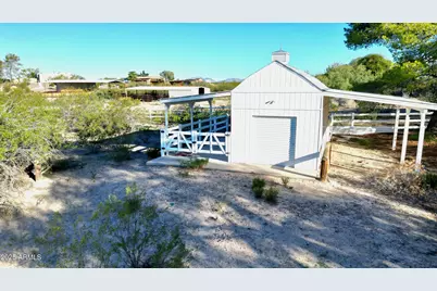 35155 S Turtle Creek Road, Wickenburg, AZ 85390 - Photo 11