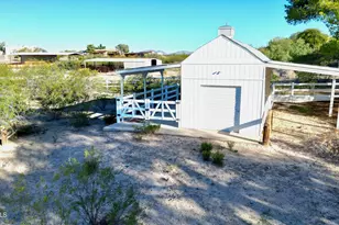35155 S Turtle Creek Rd, Wickenburg, AZ 85390 - Photo 11