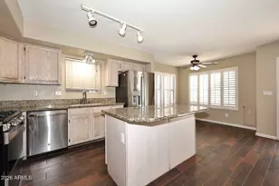 4591 W Oakland St, Chandler, AZ 85226 - Photo 13