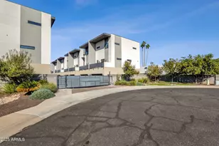 2727 E Thomas Rd, Phoenix, AZ 85016 - Photo 43