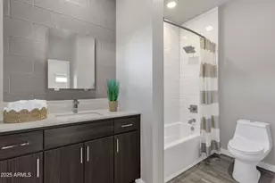 2727 E Thomas Rd, Phoenix, AZ 85016 - Photo 27