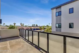 2727 E Thomas Rd, Phoenix, AZ 85016 - Photo 23