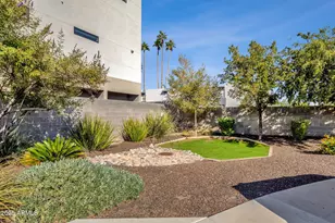 2727 E Thomas Rd, Phoenix, AZ 85016 - Photo 45