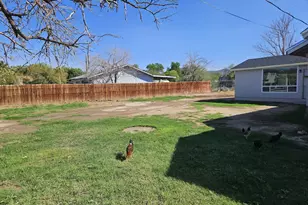 819 E Apollo Rd, Phoenix, AZ 85042 - Photo 13