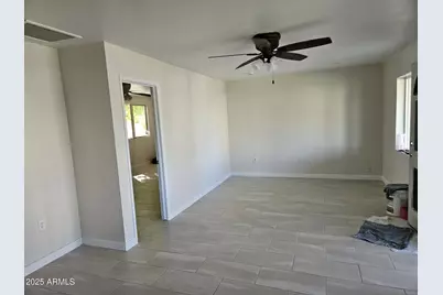 819 E Apollo Road, Phoenix, AZ 85042 - Photo 7