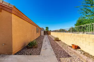 2266 N Santiana St, Casa Grande, AZ 85122 - Photo 37