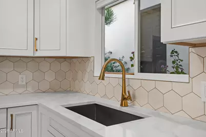 13428 N 16th Place, Phoenix, AZ 85022 - Photo 9