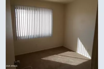 5221 N 42nd Lane, Phoenix, AZ 85019 - Photo 9